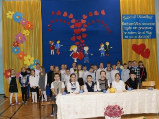 DZIEN BABCI I DZIADKA 2014 SP MALANOW(1)