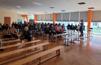 Rodzice uczniow podczas spotkania profilaktycznego 