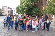 uczniowie klas 2 zwiedzaja Torun (7)