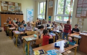 Uczniowie podczas warsztatow z zakresu  profilaktyki uzalez.behawioralnych