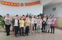 23.Uczniowie podczas Swiatowego Dnia rzucania Palenia