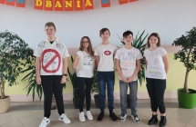 17.Uczniowie podczas Swiatowego Dnia rzucania Palenia