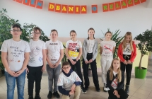 18.Uczniowie podczas Swiatowego Dnia rzucania Palenia