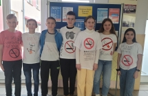 7.Uczniowie podczas Swiatowego Dnia rzucania Palenia