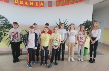 22.Uczniowie podczas Swiatowego Dnia rzucania Palenia