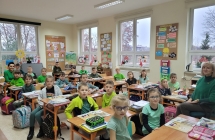 9.Uczniowie podczas dnia kolorow