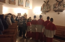 Uczestnicy Misyjnej Drogi Krzyzowej (8)