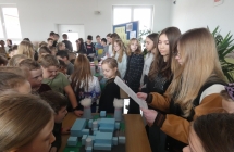 Uczniowie podczas Dni Nauki (7)