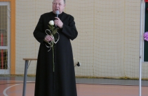 Uroczysty apel z okazji Dnia Kobiet (1)
