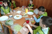 Grupa 4. robi kanapki