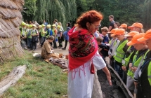 3a Biskupin - dlubanka, najstarsza forma lodzi