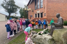 Wyjscie pod pomnik Jana Pawla II  - klasa 1a