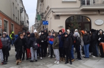 Uczniowei klas VI na ulicach Kalisza