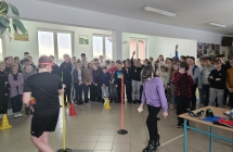 4.Uczniowie poddczas Tygodnia Profilaktyki i Promocji Zdrowia Psychicznego- alko i narkogogle