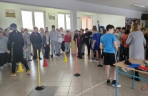 16.11.Uczniowie poddczas Tygodnia Profilaktyki i Promocji Zdrowia Psychicznego- alko i narkogogle