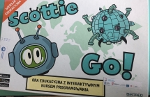 Uczniowie podczas kodowania (11)