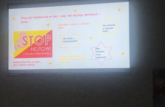 wyswietlona prezentacja o DBI