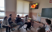 3.Uczniowie klasy 8 podczas lekcji otwartej.