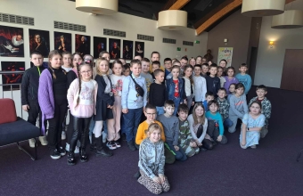Drugoklasisci w teatrze w Kaliszu