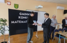 Wreczenie nagrod przez Wojta Gminy Malanow (1)