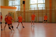 Mistrzostwa Powiatu w pilce recznej dziewczat  (1)