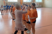 Mistrzostwa Powiatu w pilce recznej dziewczat  (12)