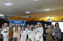 Uczniowie podczas apelu  (1)