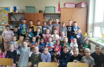 Przedszkolaki i klasa 1B SP (1)