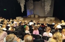 uczniowie klas 1 na wycieczce w teatrze w Kaliszu (1)