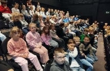 uczniowie klas 1 na wycieczce w teatrze w Kaliszu (3)