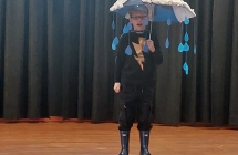 chlopiec z parasolem (1)