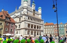 Wycieczka pierwszakow do Poznania- rynek