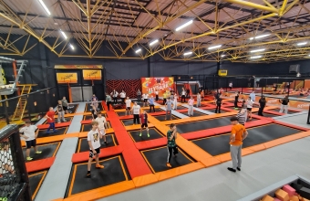 Widok na trampoliny