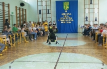 33